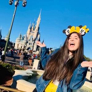 Meet your Posher, Carson